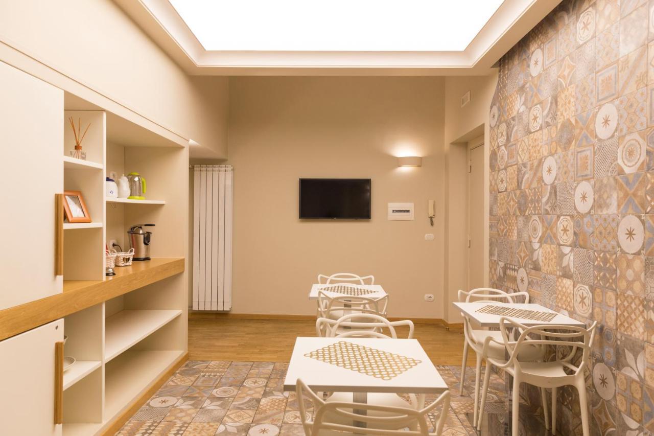 B&B Donna Adelina Neapel Exterior foto